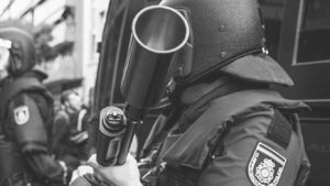 Signa per prohibir les bales de goma i foam