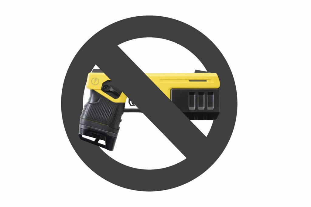 COMUNICADO | Por la suspensión de la compra de pistolas Taser para la Guardia Urbana de Barcelona