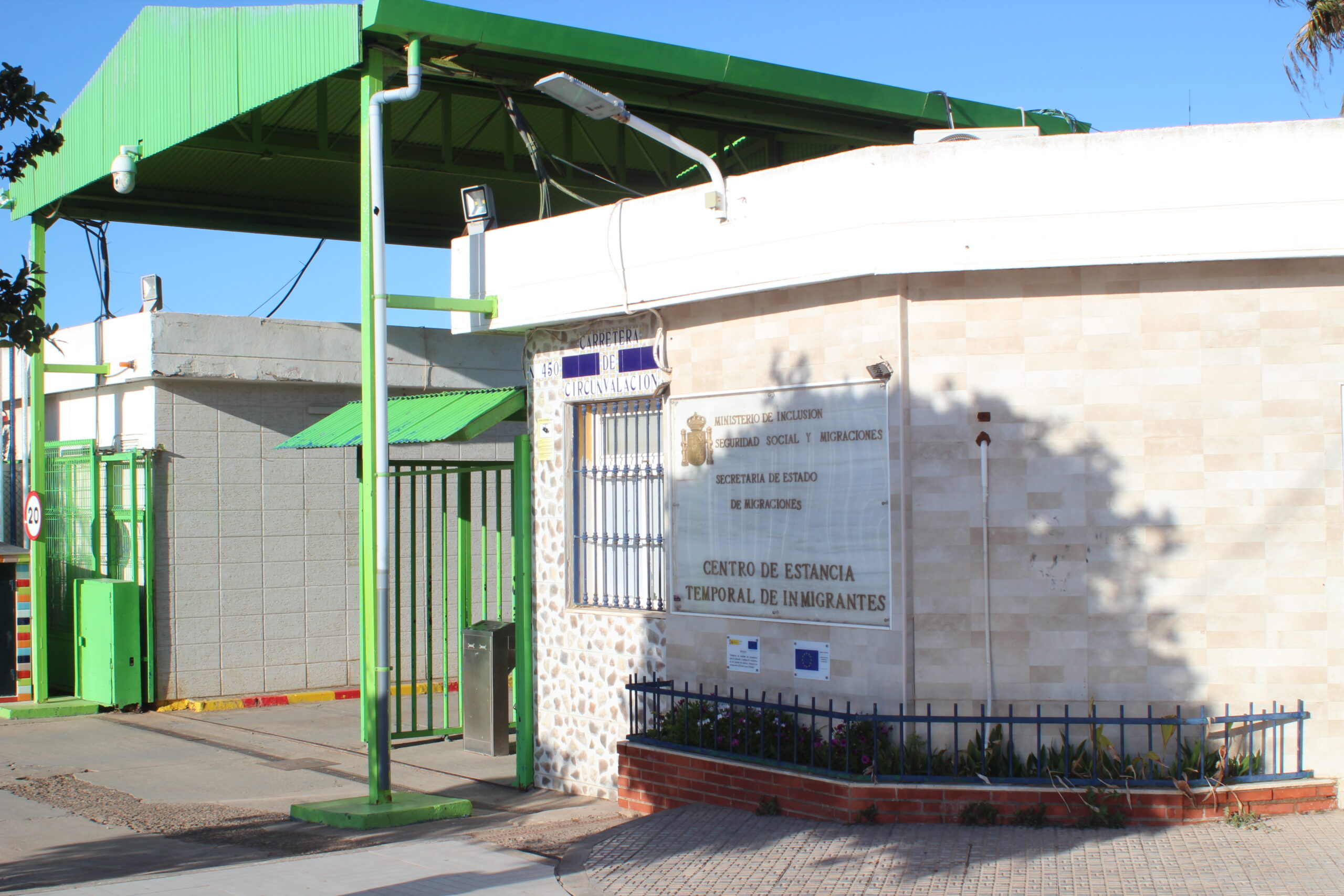 Imágenes de Clara Calderó, CETI de Melilla, Marzo 2025.