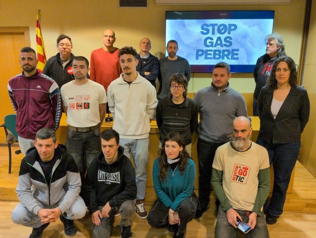 Entitats socials exigeixen que el Govern posi fi a l’ús del gas pebre
