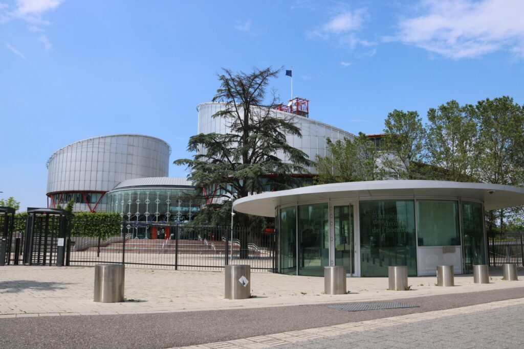European Court of Human Rights agrees to examine application concerning ill-treatment at Barcelona’s Immigration Detention Centre
